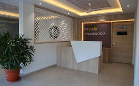 The Palm Residency- Ariyanoor